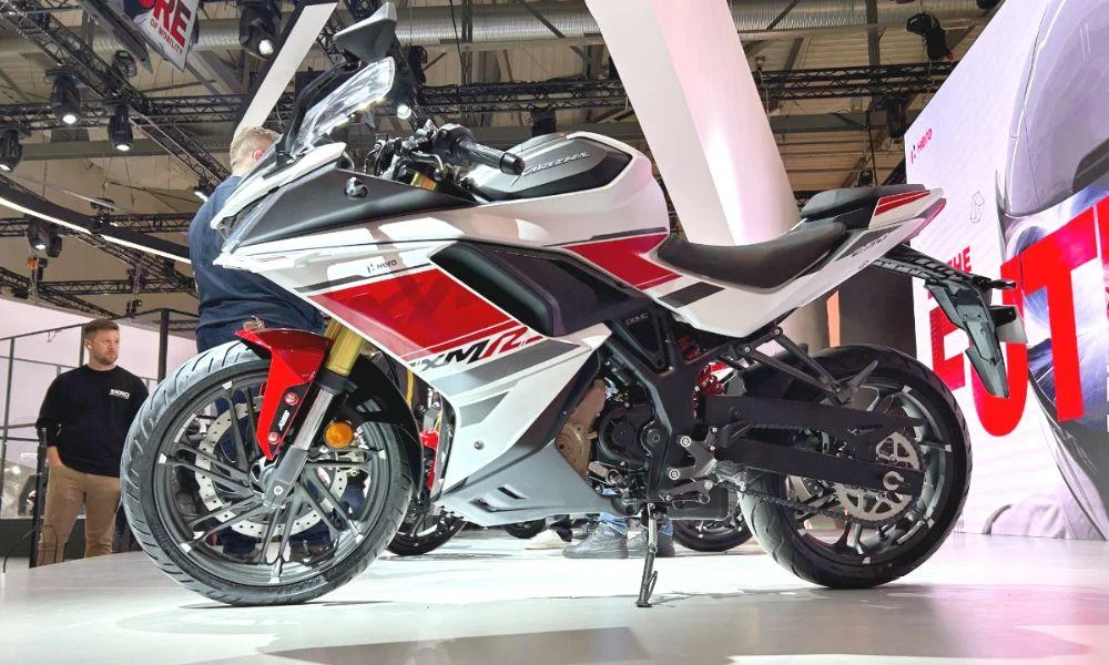 Hero Karizma XMR 250 Side Profile Front View