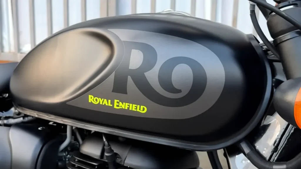 Royal Enfield Hunter 350 Graphite Grey with neon yellow accents parked on Indian city street